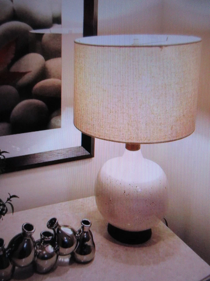 Feit 150W Equivalent A21 Dimmable Clear Glass Filament E26 Bulb Daylight 12PK - Image 3 of 4