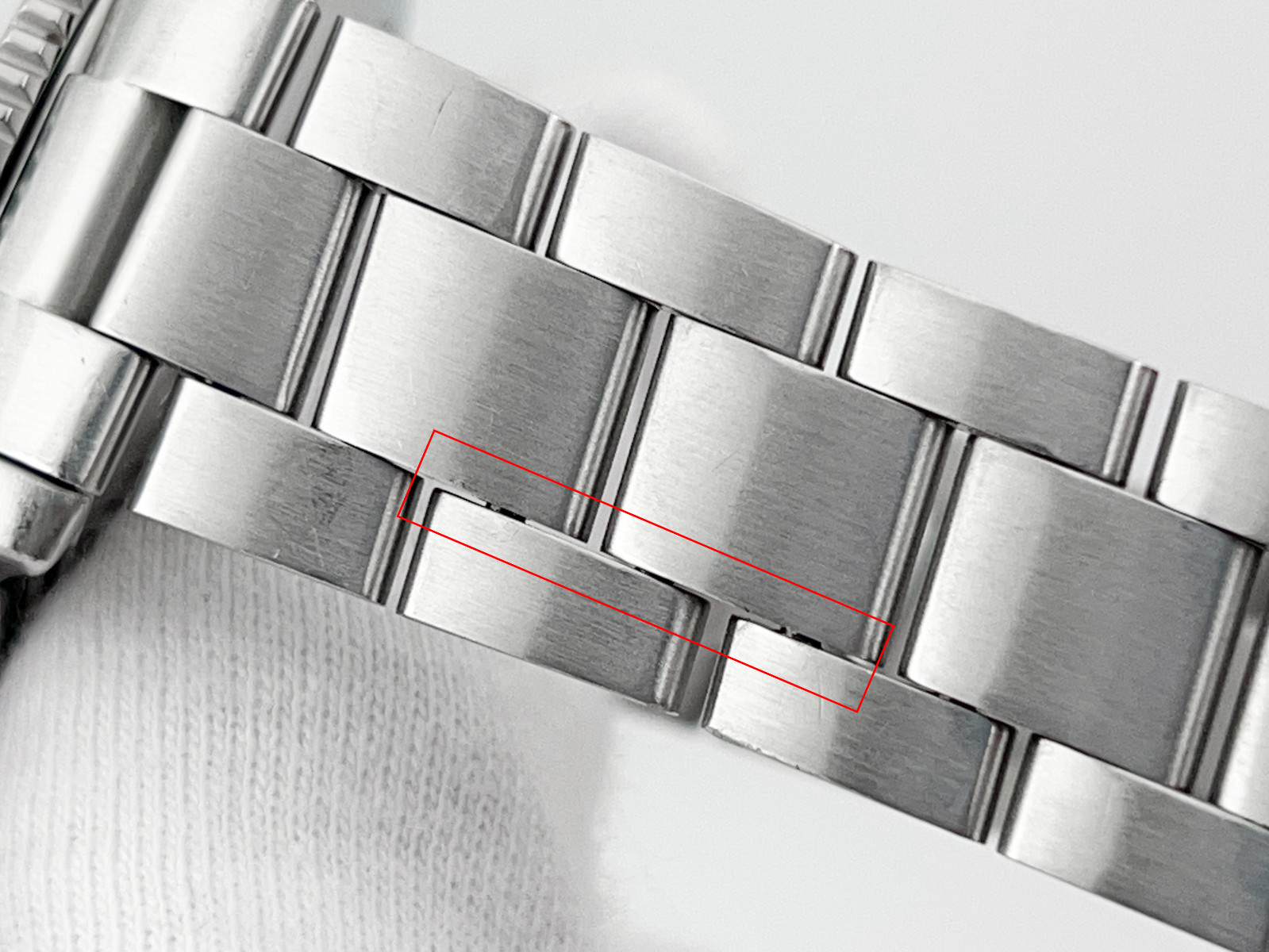 Breitling Superocean Automatic 36 ref. A17316D21A… - image 22