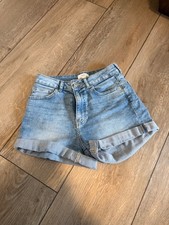 Forever 21 high rise cuffed light wash zipper fly shorts size 26