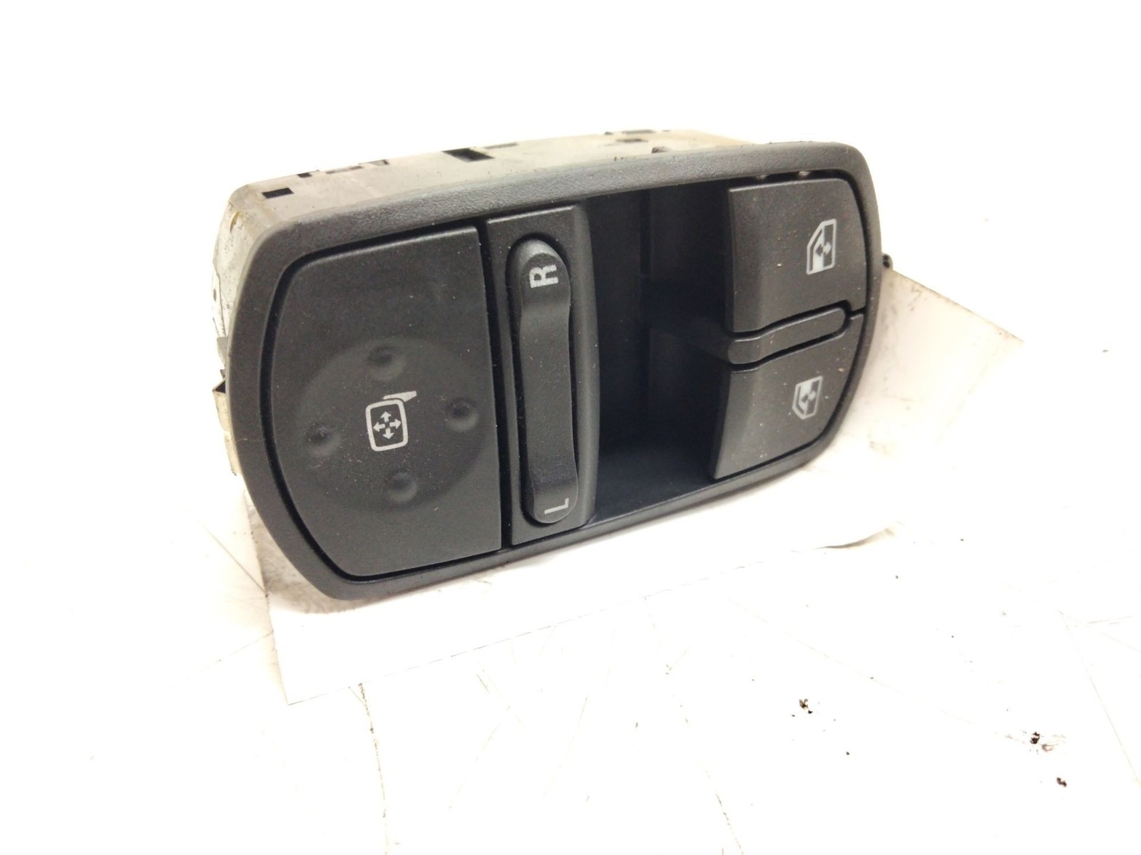 13258521AA WINDOW SWITCH FRONT LEFT / 2659671 FOR OPEL CORSA D 1.3 16V CDTI