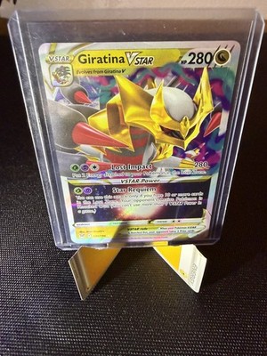 Holofoil - Giratina VSTAR - 131/196 - SWSH11: Lost Origin - NM