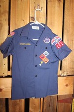 Boy Scouts of America BSA Youth Shirt Medium Cub Blue Sewn on patches