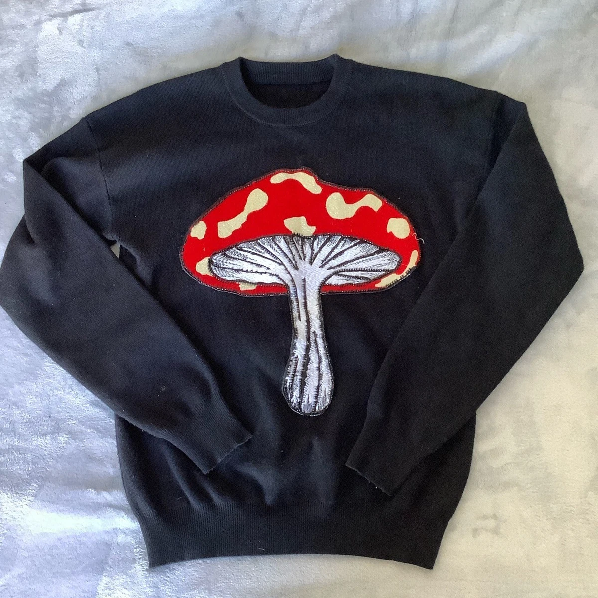 Vintage Embroidered Mushroom Sweater Size Medium