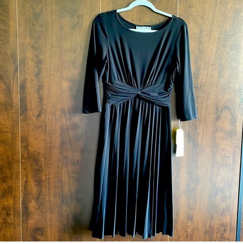 Jessica Howard Women's Size 6P Black Pleated Dress - Picture 3 of 9