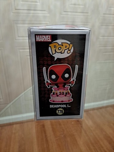DEADPOOL IN CAKE Funko Pop! Vinilo coleccionable Marvel #776 30 aniversario años - Imagen 4 de 6