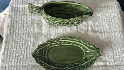 Vintage 50er Jahre SylvaC Sauciere & Untertasse Nr.5148 süßes Blattmuster geprägt