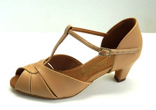 INTERNATIONAL DELUXE BEIGE LEATHER 8 US  2" SPANISH HEEL  77
