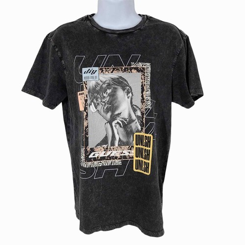 Smart Guess Eco Organic Cotton Tee Cover Girl UNLSH Graphic Mineral Wash Small