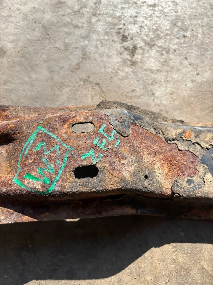 1987 1997 Ford F350 F250 F150 TRANSMISSION CROSSMEMBER FRAME BAR M5OD ZF-5 NP435 - Image 4 of 4