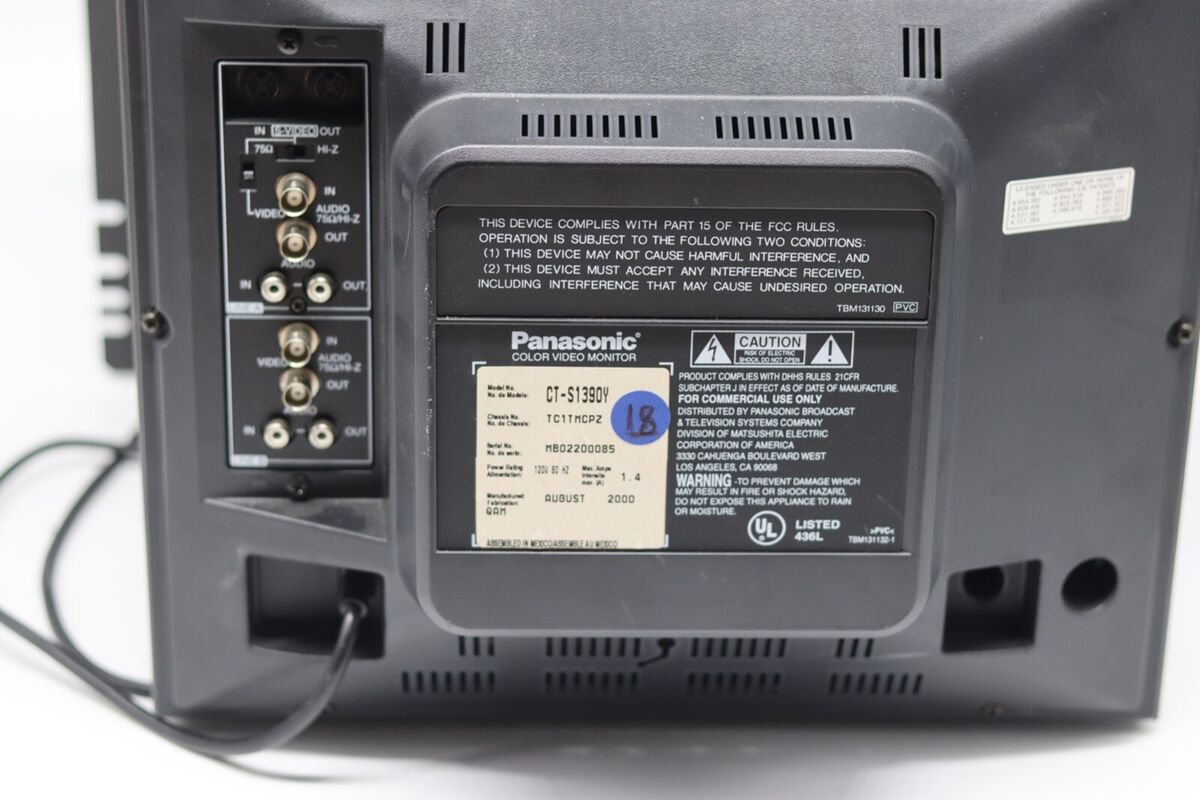 Panasonic CT-1390Y Color Video CRT TV Monitor 13 Panasonic CT-1390Y Color Video CRT TV Monitor 13
