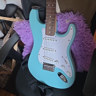 Squier by Fender Stratocaster Electric Guitar Blue w/ Amp + Strap. **READ Q&A**