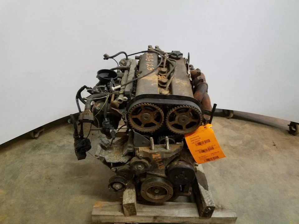 Engine 2.0L VIN 3 8th Digit DOHC Fits 00-04 Ford Focus OEM Foto 4 de 4