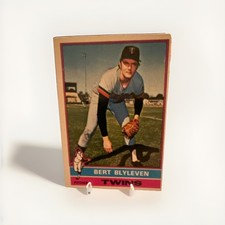 1976 Topps - Bert Blyleven #235 Minnesota Twins MLB Baseball Trading Card