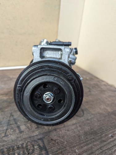 Nur 15tkm! - Original Mercedes-Benz W205 C-klasse Klimakompressor A0008304002