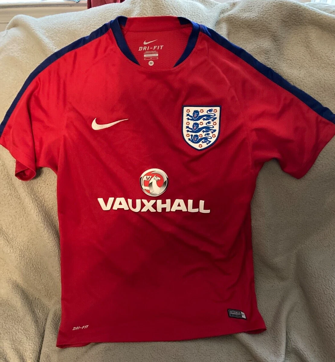 England football best sale training kit 2016