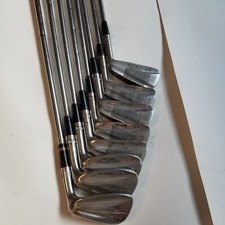 Vintage Wilson Dyna Powered Staff Model Iron Set 3 4 5 6 7 8 9 PW Steel Shaft RH