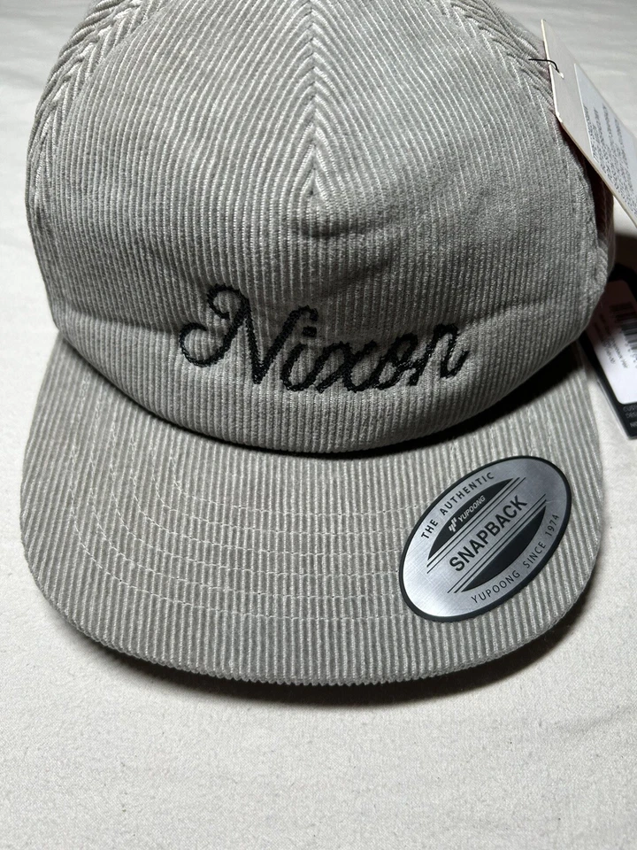 Sombrero de pana con tirantes NIXON CAPITOL - gris bordado - talla única - nuevo con etiquetas Foto 2 de 4