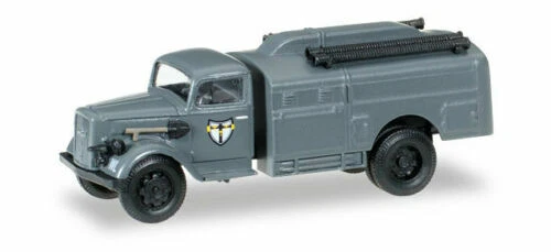Modellini statici camion cisterna in plastica scala 1:87
