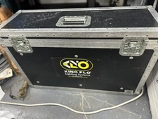 Kino Flo Bar-Fly 200 Light Kit W/2 fixtures & Hard Traveling Case