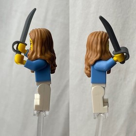 LEGO Minifigure pi157 Bluecoat Governors Daughter 2015 Pirates Imperial 70412