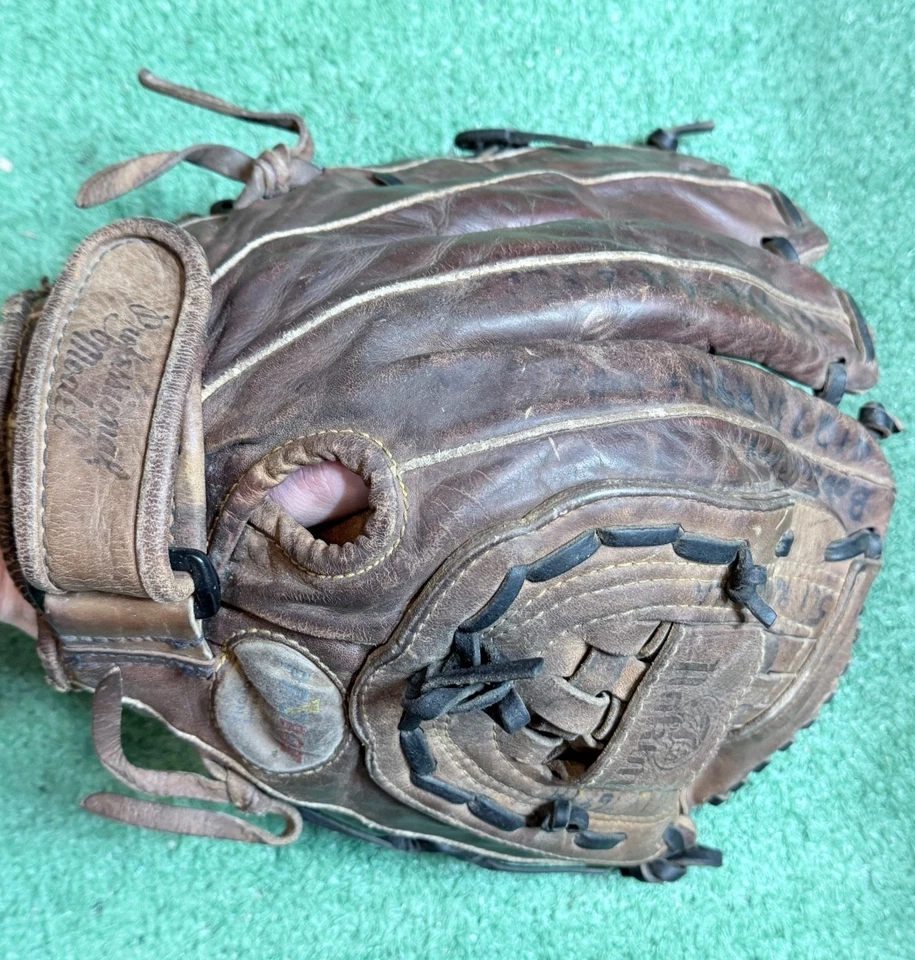 Nokona AMG-650K Professional Model Baseball Glove 13" Right Hand RHT - Image 2 of 4