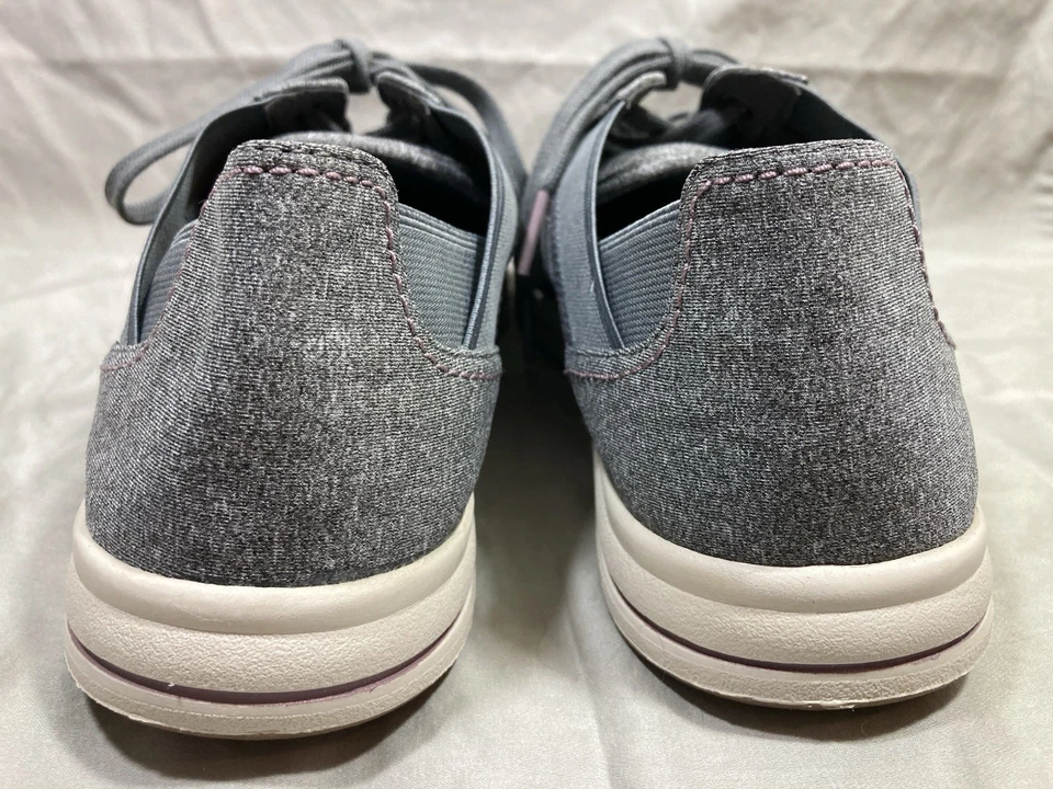 Clarks Cloudsteppers WOMENS SIZE 9 Gray Sneakers Shoes Breeze Ave - Image 4 of 4
