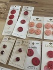 Vintage Pink And Red Buttons La mode, Le bouton, La. Petite, Streamline, Lansing — photo 3