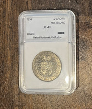 NEW ZEALAND 1934 HALF CROWN SILVER COIN. aEF