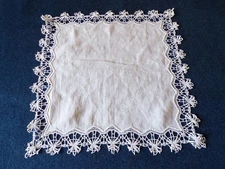 ANTIQUE DU PUY LACE HANDKERCHIEF CLUTCH