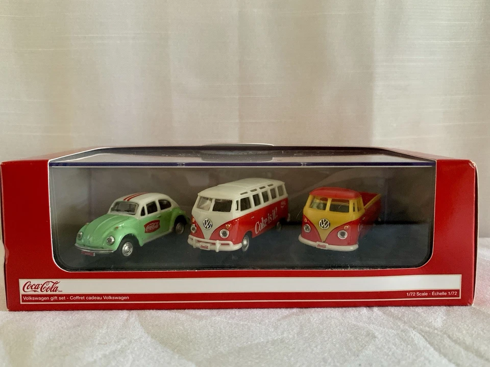 Motorcity Classics Volkswagen Coca Cola 3 Piece Gift Set 1 72 Diecast Car F10 - Image 3 of 4