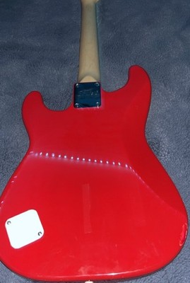 Squier Mini Electric Guitar Red 6 String Right-Handed Rosewood Fretboard