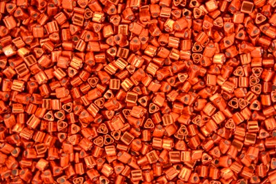 10g TOHO 11/0 Dreieck Japanische Rocailles 2mm 82 Farben Zur Auswahl Auffädeln