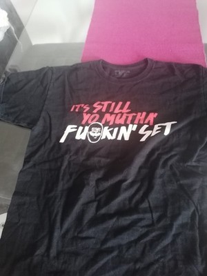 Orginal US T-SHIRT Gr. Medium Its Still Yo Mutha Fuckin Set