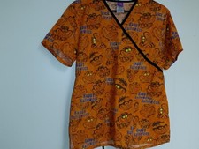 Wonderful World of Disney Medical Scrub Top, Cheshire Cat Halloween Theme,Size S