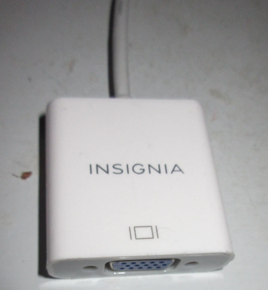 Insignia MINI DISPLAY PORT TO VGA ADAPTER Used 7 1/4" Long Computer Phone Etc - Image 2 of 4