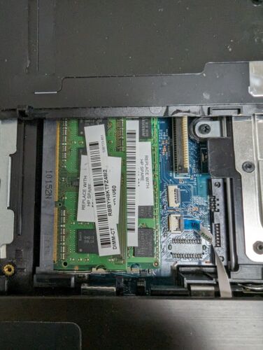 HP ProBook 4520s / i3 NO arranque / para repuestos #82 - Imagen 3 de 3