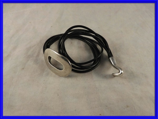 PULSERA DE UNO DE 50 MUY ORIGINAL