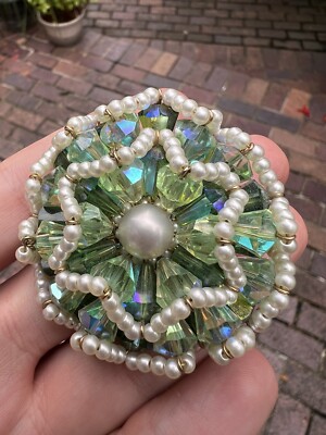 VENDOME パールとクリスタルのブローチ