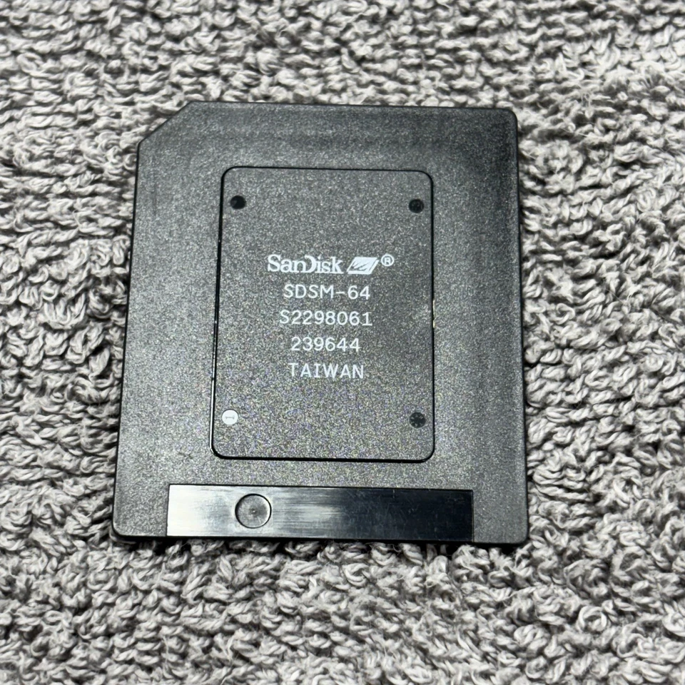 SanDisk SmartMedia ID 64MB 3.3V SM ID Memory Card for Fujifilm/Olympus SDSM64 - Image 3 of 4