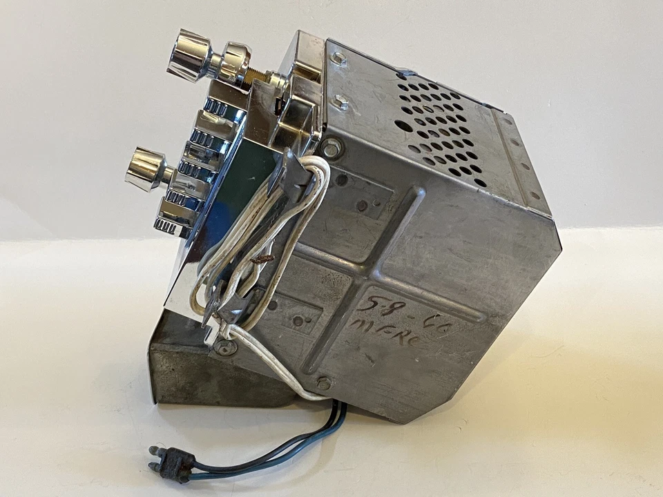 1959-1960 FORD MERCURY MONTCLAIR MONTEREY PARK LANE RADIO ORIGINAL FOMOCO - Image 4 of 4