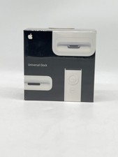 Apple Universal Dock for iPod/iPhone MB125G/A White NIB with Remote Control