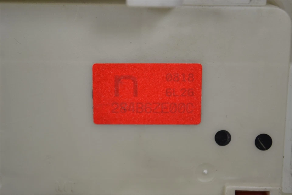 284B6ZE00C Nissan ARMADA 06-10 Caja Relé Fusibles Potencia Integrada IPDM 1J4 325 B9 Foto 3 de 4