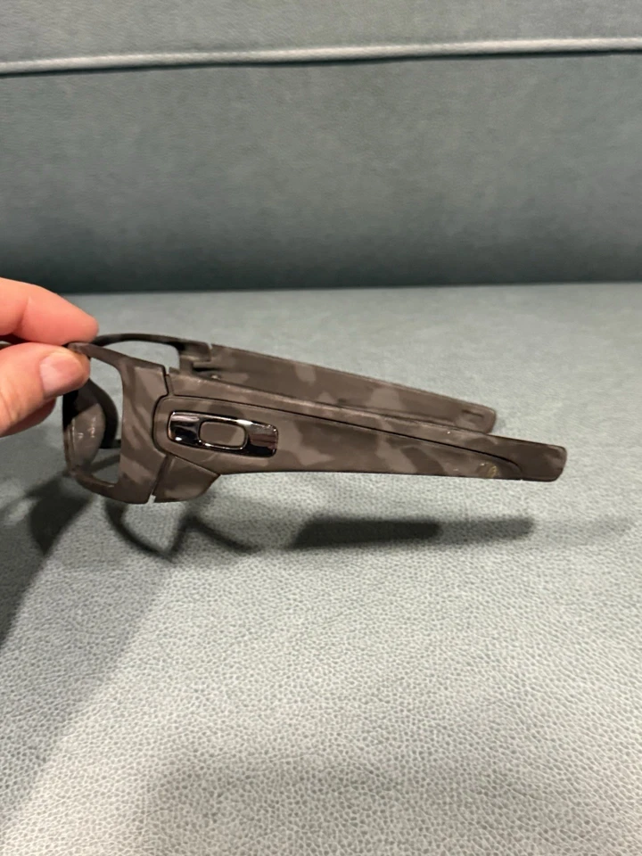 Oakley Batwolf Matte Grey Camo Frame - Image 3 of 4