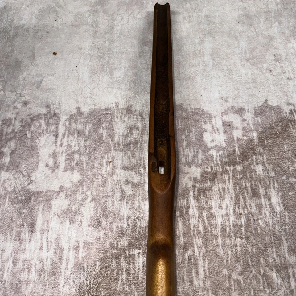 ARMAS CENTURY BEARCAT 22 Cal. STOC de rifle Foto 3 de 4