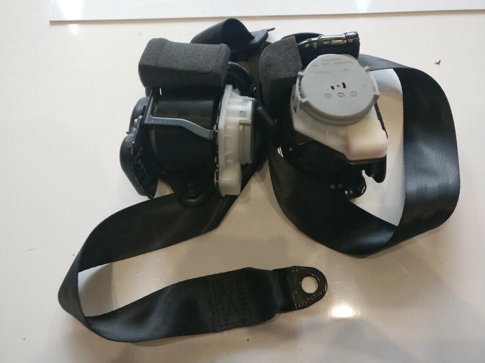 AUDI A1 8X 2010-2018 Paire de ceintures de sécurité AVANT gauche +droit PERFECT - Photo 1/1
