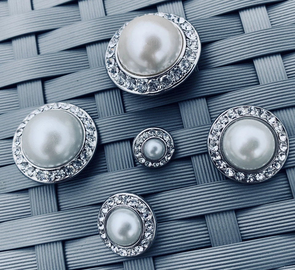 3 PCs Round Crystal Rhinestone Pearl Buttons Alloy Sewing Crafts W Hole Wedding - Image 2 of 4