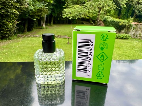 NEW 2024 BORN IN ROMA "GREEN STRAVAGANZA" de VALENTINO PARFUMS MINIATURE - BOÎTE - Foto 7 di 17