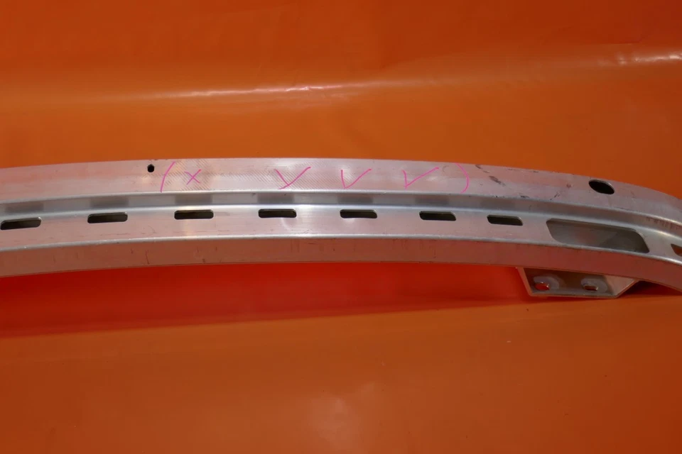 MASERATI QUATTROPORTE REFUERZO TRASERO 2014 2015 2016 2017 2018 2019 670001385 Foto 2 de 4