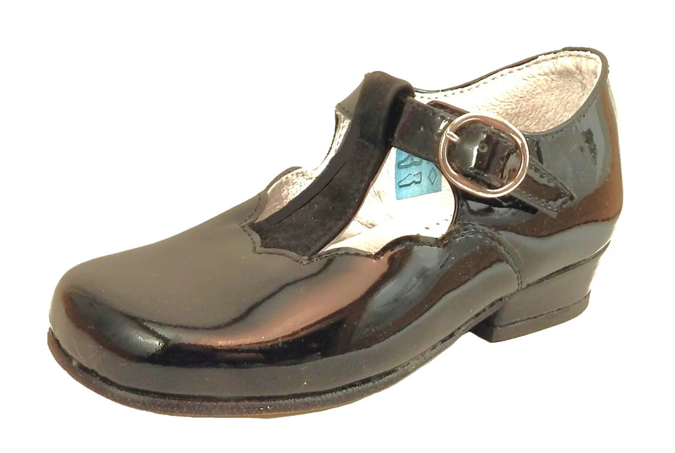 Vestido DE OSU -Espanha -Meninas Preto Couro Patente Sapatos Tira T -Europeu -Tamanho 7 - Imagem 2 de 4