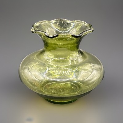 Vintage MCM Anchor Hocking Avocado Green Ruffled Rim Bud Vase